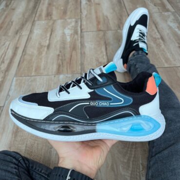 Zapatilla Importada Negro & Verde Navy Bergen