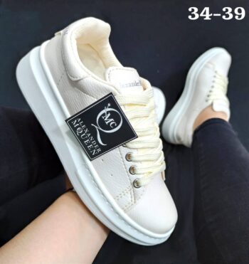 Zapatilla Alexander McQueen Crema