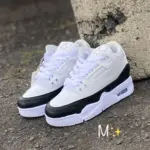 Zapatilla Jordan Blanca y Negra