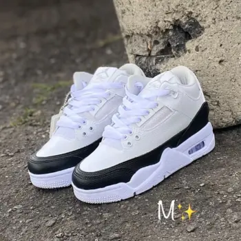 Zapatilla Jordan Blanca y Negra