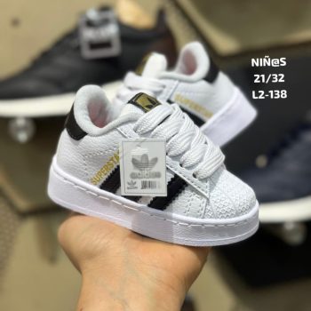 Tenis Superstar Blanco Rayas Negras