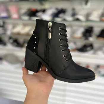 Botin Para Dama Negro Detalle Talón Gamusa