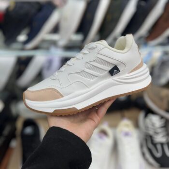 Zapatilla Adidas Blanco y Beige