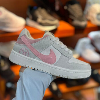 Zapatilla Nike Gris y Rosa X