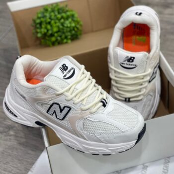 Zapatilla New Balance 530 Crema