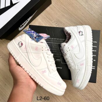Zapatilla NIKE SB x HELLO KITTY 🎀