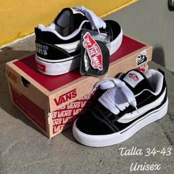 Zapatilla Vans Potato Negra y Blanca