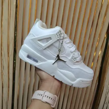 Zapatilla Jordan Bota Beige Gris