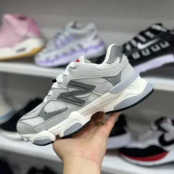 Zapatilla Deportivas New Balance 9060 Unisex Gris