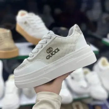 Zapatilla Gucci Plataforma Blanco y Dorado