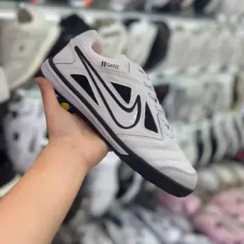 Zapatilla Gato Futsal Negro y Blanco