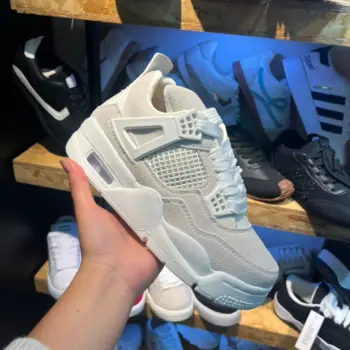 Zapatilla Unisex Jordan Gris y Blanco